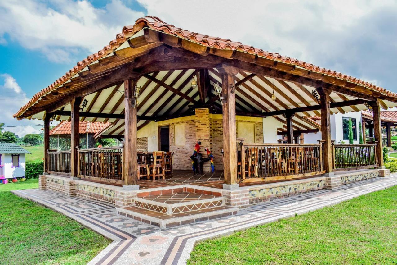 La Victoria Campestre * Quimbaya