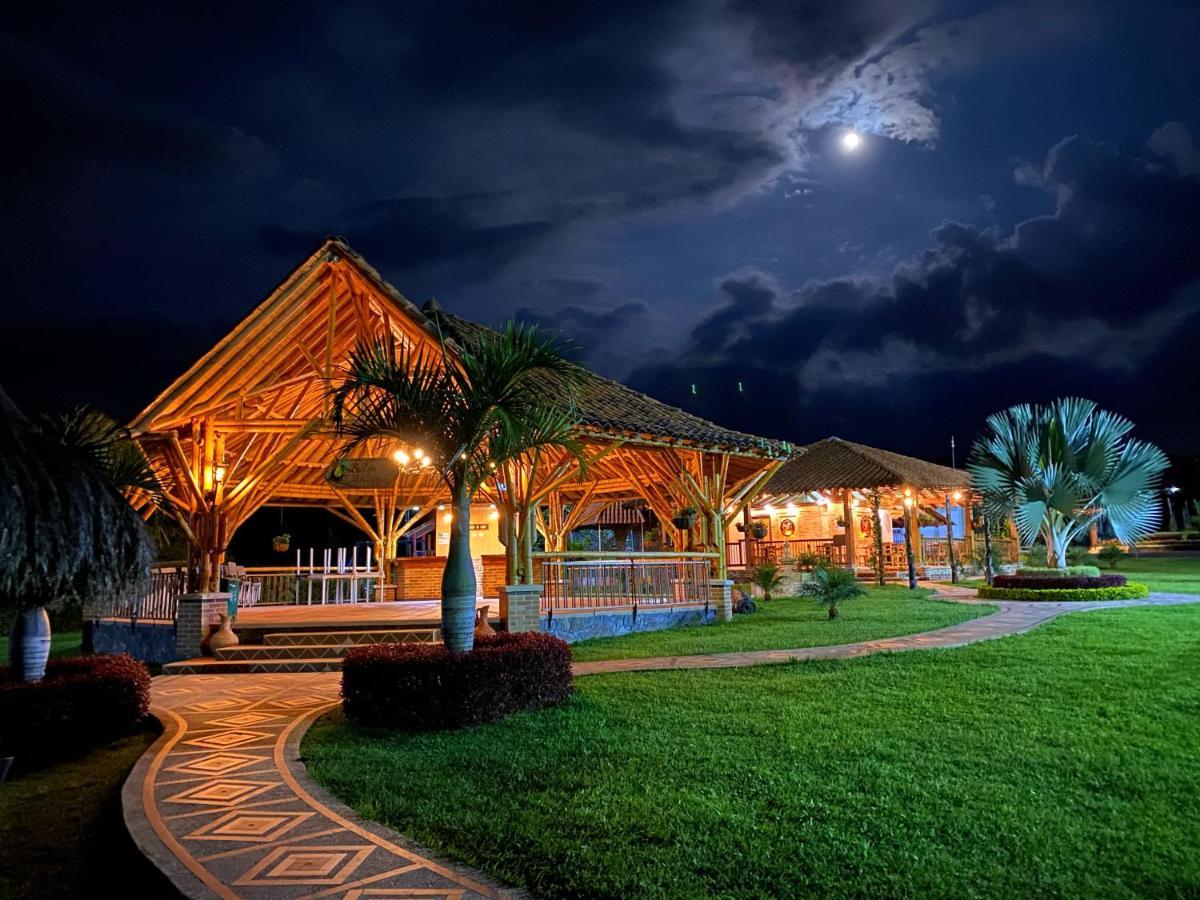 La Victoria Campestre Hotel *