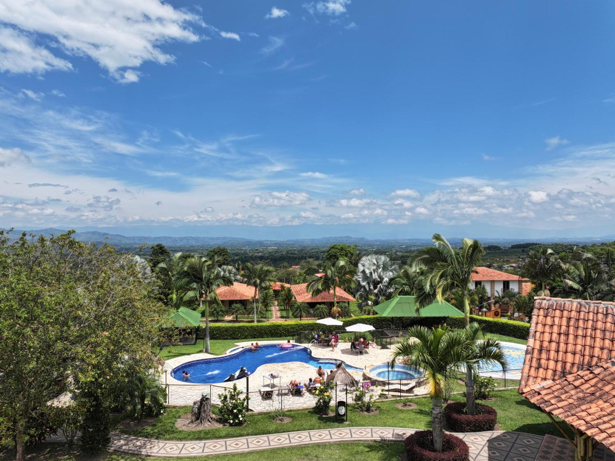 La Victoria Campestre Hotel *